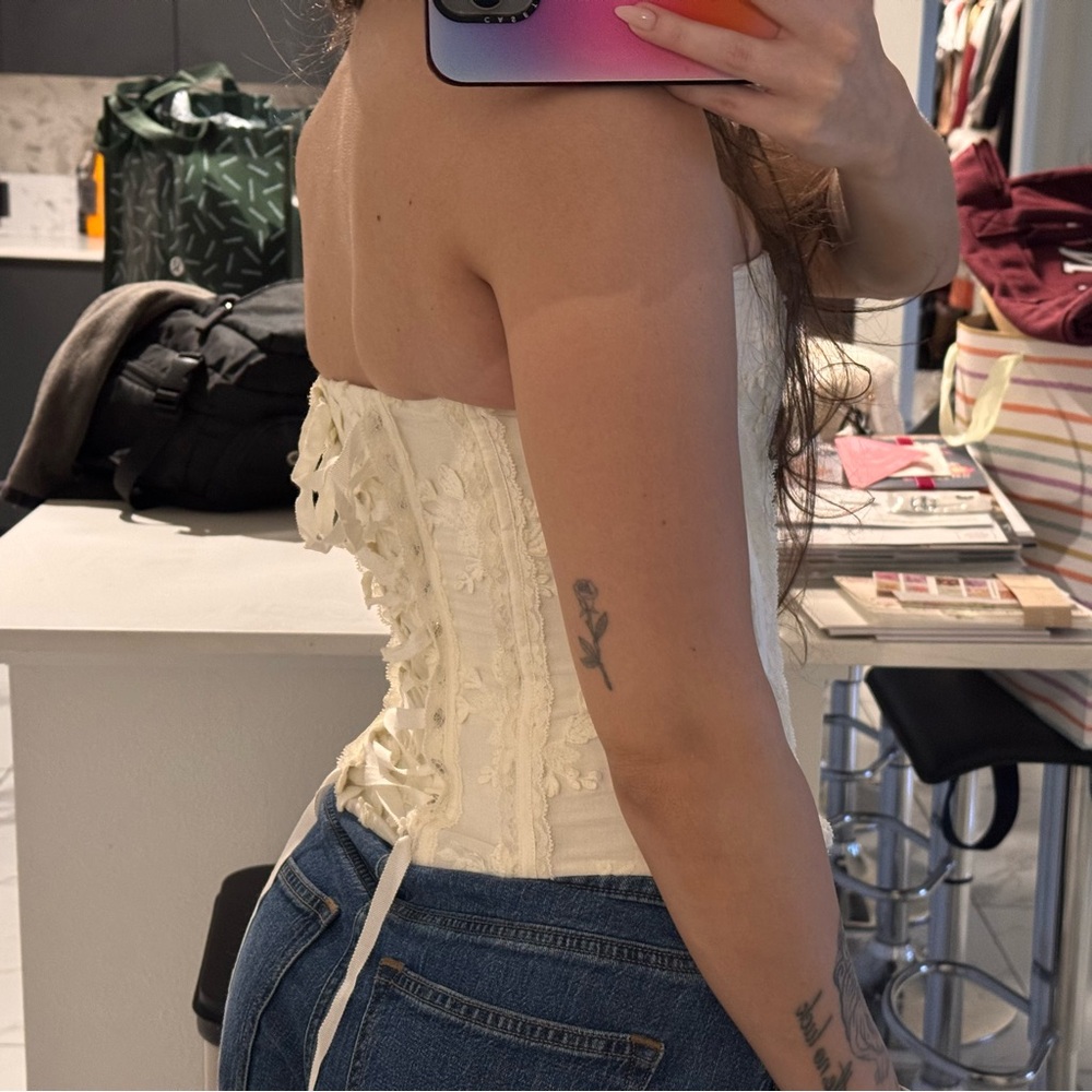 ❌SOLD❌ House of CB Dakota Vintage Ivory Embroidered Strapless Corset - Picture 12 of 13